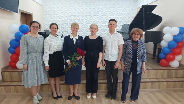 UjYVOtTCq-Q.jpg