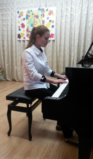 Den muziki uchitelya